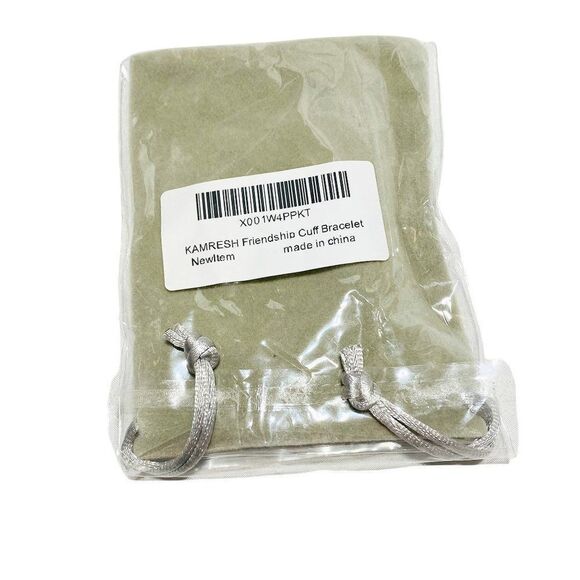 NEW Best Bitches Friendship Bracelet Cuff Set Brass - Picture 4 of 4